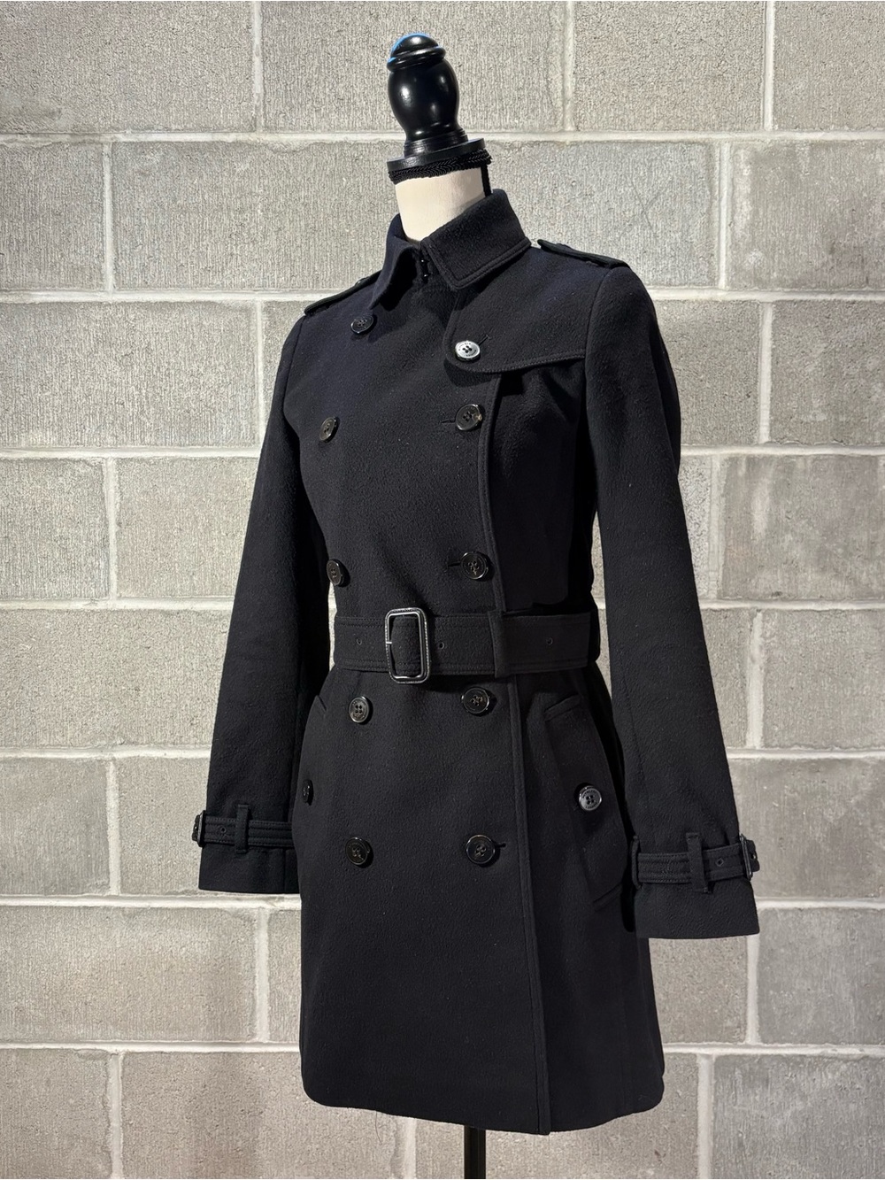 Burberry wool trench coat. - Picture 4 of 15